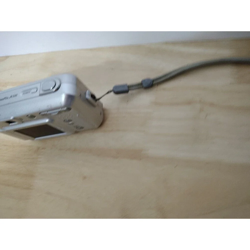 Fujifilm FinePix A500 Compact Digital Camera Parts Only Lens Does Not Pop Out